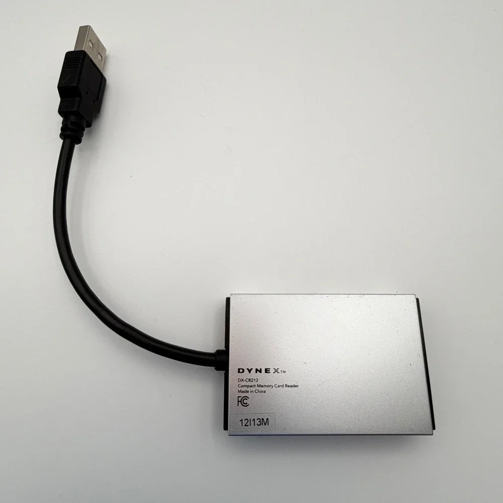 Dynex DX CR212 Compact USB Memory Card Reader‎ MS SD MicroSD Black